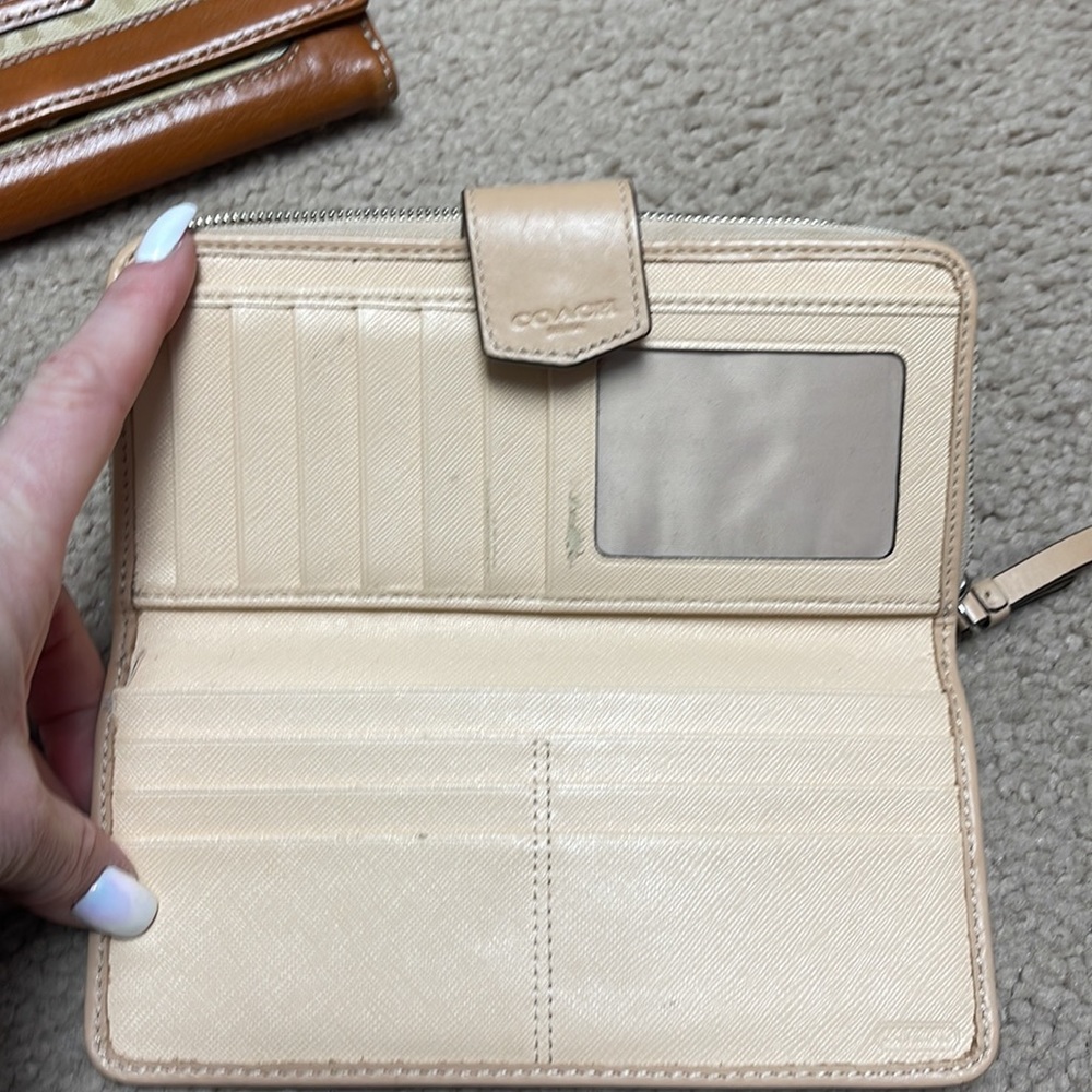 Coach patterned wallet - Picture 2 of 4